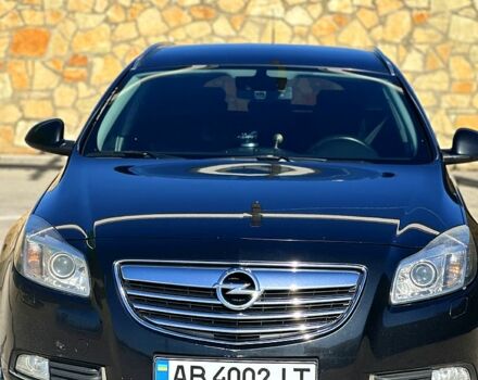 Черный Опель Инсигния, объемом двигателя 2 л и пробегом 296 тыс. км за 7000 $, фото 1 на Automoto.ua