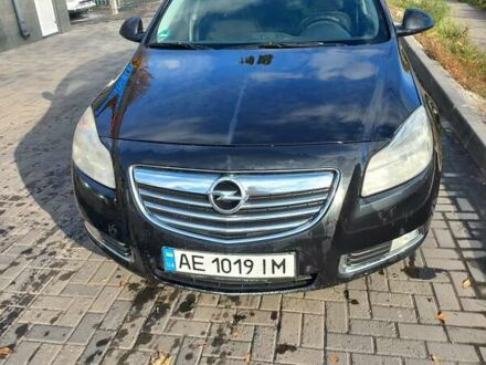 Черный Опель Инсигния, объемом двигателя 1.96 л и пробегом 372 тыс. км за 7200 $, фото 1 на Automoto.ua