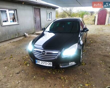 Опель Инсигния 2010 в Львове на Automoto.ua Черный Опель Инсигния, объемом двигателя 2 л и пробегом 350 тыс. км за 6500 $, фото 1 на Automoto.ua