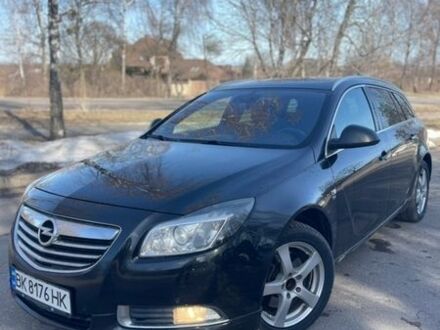 Чорний Опель Інсігнія, об'ємом двигуна 1.96 л та пробігом 250 тис. км за 6850 $, фото 1 на Automoto.ua