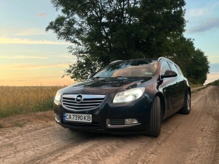 Черный Опель Инсигния, объемом двигателя 2 л и пробегом 278 тыс. км за 6450 $, фото 1 на Automoto.ua