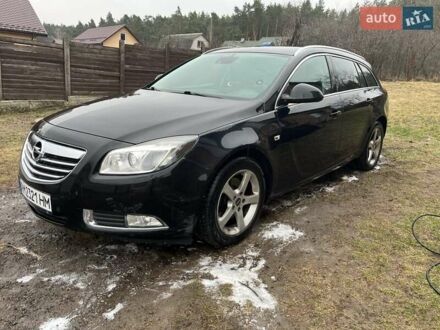 Черный Опель Инсигния, объемом двигателя 1.96 л и пробегом 232 тыс. км за 8000 $, фото 1 на Automoto.ua