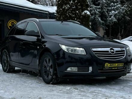 Чорний Опель Інсігнія, об'ємом двигуна 2 л та пробігом 231 тис. км за 8999 $, фото 1 на Automoto.ua