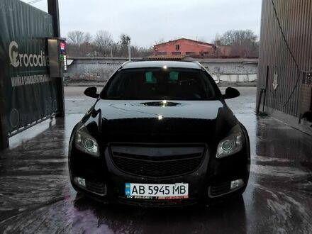 Черный Опель Инсигния, объемом двигателя 1.4 л и пробегом 360 тыс. км за 6000 $, фото 1 на Automoto.ua