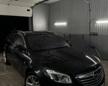 Черный Опель Инсигния, объемом двигателя 2 л и пробегом 280 тыс. км за 5700 $, фото 1 на Automoto.ua