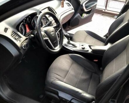 Черный Опель Инсигния, объемом двигателя 1.96 л и пробегом 310 тыс. км за 8700 $, фото 1 на Automoto.ua