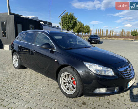 Черный Опель Инсигния, объемом двигателя 2 л и пробегом 288 тыс. км за 7600 $, фото 1 на Automoto.ua