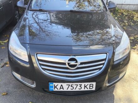 Чорний Опель Інсігнія, об'ємом двигуна 2 л та пробігом 304 тис. км за 7700 $, фото 1 на Automoto.ua