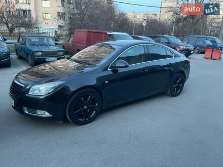 Черный Опель Инсигния, объемом двигателя 1.96 л и пробегом 300 тыс. км за 8300 $, фото 1 на Automoto.ua
