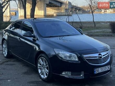 Опель Инсигния 2012 в Николаеве на Automoto.ua Черный Опель Инсигния, объемом двигателя 2 л и пробегом 300 тыс. км за 8900 $, фото 1 на Automoto.ua