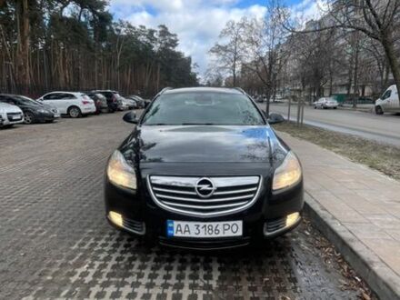 Чорний Опель Інсігнія, об'ємом двигуна 1.4 л та пробігом 290 тис. км за 6000 $, фото 1 на Automoto.ua