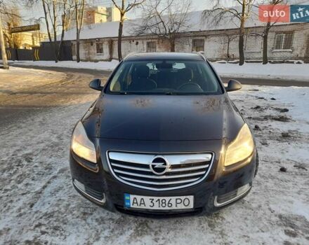 Черный Опель Инсигния, объемом двигателя 1.36 л и пробегом 289 тыс. км за 7300 $, фото 1 на Automoto.ua