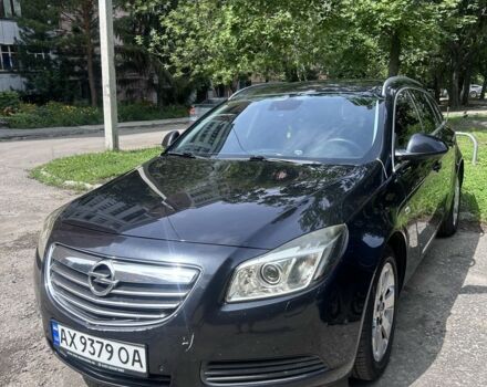 Чорний Опель Інсігнія, об'ємом двигуна 2 л та пробігом 243 тис. км за 7513 $, фото 1 на Automoto.ua