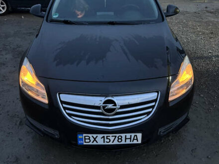 Черный Опель Инсигния, объемом двигателя 1.96 л и пробегом 205 тыс. км за 8000 $, фото 1 на Automoto.ua