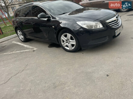 Чорний Опель Інсігнія, об'ємом двигуна 1.96 л та пробігом 302 тис. км за 7000 $, фото 1 на Automoto.ua