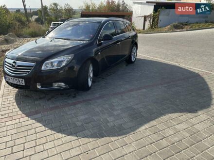 Опель Инсигния 2013 в Звенигородка на Automoto.ua Черный Опель Инсигния, объемом двигателя 2 л и пробегом 281 тыс. км за 8200 $, фото 1 на Automoto.ua