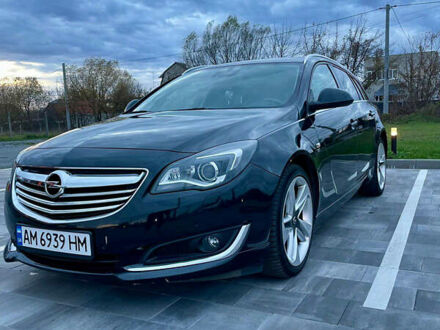 Черный Опель Инсигния, объемом двигателя 2 л и пробегом 243 тыс. км за 12500 $, фото 1 на Automoto.ua