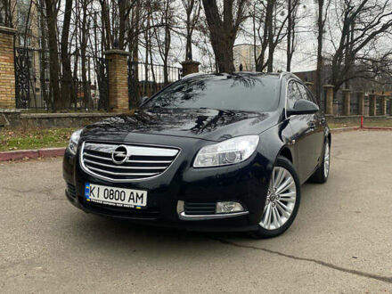Опель Інсігнія 2013 у Києві на Automoto.ua Чорний Опель Інсігнія, об'ємом двигуна 2 л та пробігом 300 тис. км за 10500 $, фото 1 на Automoto.ua