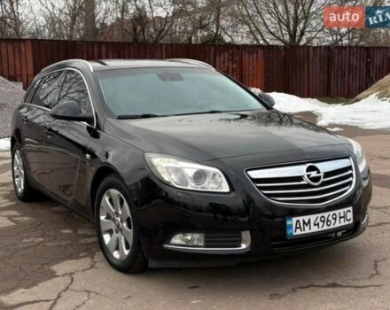 Черный Опель Инсигния, объемом двигателя 2.01 л и пробегом 290 тыс. км за 8686 $, фото 1 на Automoto.ua