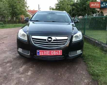Чорний Опель Інсігнія, об'ємом двигуна 2 л та пробігом 214 тис. км за 7900 $, фото 1 на Automoto.ua