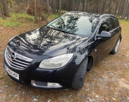 Черный Опель Инсигния, объемом двигателя 2 л и пробегом 270 тыс. км за 8500 $, фото 1 на Automoto.ua