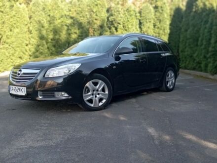 Черный Опель Инсигния, объемом двигателя 2 л и пробегом 236 тыс. км за 8800 $, фото 1 на Automoto.ua