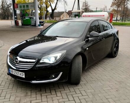 Черный Опель Инсигния, объемом двигателя 2 л и пробегом 275 тыс. км за 10200 $, фото 1 на Automoto.ua