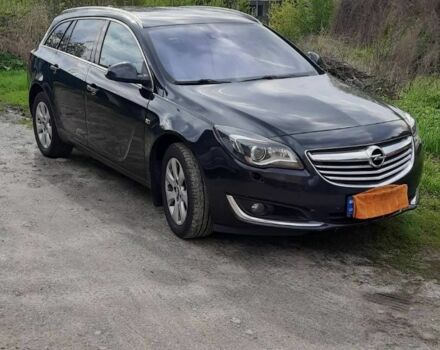 Чорний Опель Інсігнія, об'ємом двигуна 2 л та пробігом 240 тис. км за 10500 $, фото 1 на Automoto.ua