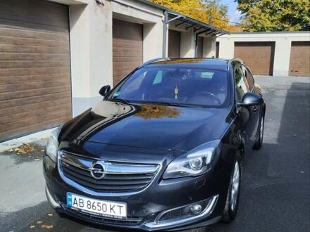 Черный Опель Инсигния, объемом двигателя 1.6 л и пробегом 225 тыс. км за 12200 $, фото 1 на Automoto.ua
