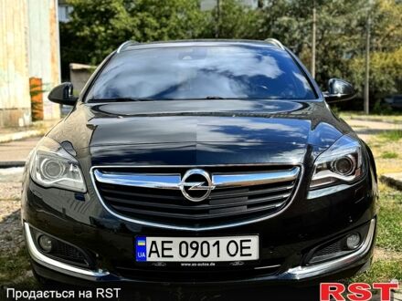 Черный Опель Инсигния, объемом двигателя 1.6 л и пробегом 155 тыс. км за 11500 $, фото 1 на Automoto.ua
