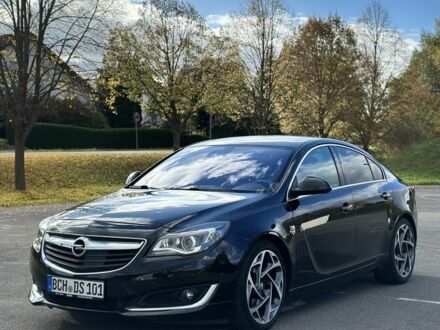 Черный Опель Инсигния, объемом двигателя 2 л и пробегом 2 тыс. км за 15000 $, фото 1 на Automoto.ua