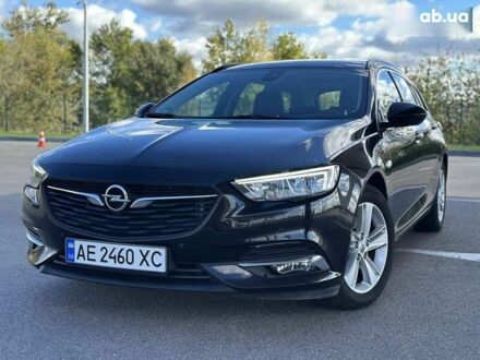 Черный Опель Инсигния, объемом двигателя 1.6 л и пробегом 118 тыс. км за 13900 $, фото 1 на Automoto.ua