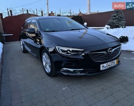 Черный Опель Инсигния, объемом двигателя 1.96 л и пробегом 211 тыс. км за 14950 $, фото 1 на Automoto.ua
