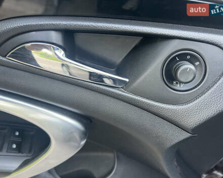 Коричневый Опель Инсигния, объемом двигателя 1.6 л и пробегом 210 тыс. км за 8500 $, фото 24 на Automoto.ua