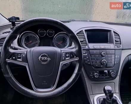 Коричневый Опель Инсигния, объемом двигателя 1.96 л и пробегом 280 тыс. км за 7500 $, фото 3 на Automoto.ua
