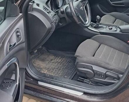 Коричневый Опель Инсигния, объемом двигателя 1.96 л и пробегом 280 тыс. км за 7500 $, фото 2 на Automoto.ua