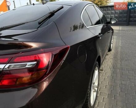 Коричневый Опель Инсигния, объемом двигателя 2 л и пробегом 140 тыс. км за 13800 $, фото 9 на Automoto.ua