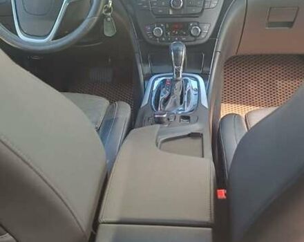 Коричневий Опель Інсігнія, об'ємом двигуна 1.96 л та пробігом 202 тис. км за 10000 $, фото 11 на Automoto.ua