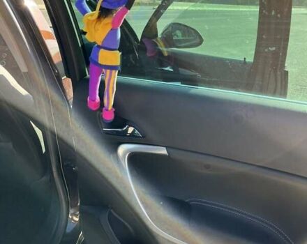 Коричневый Опель Инсигния, объемом двигателя 1.96 л и пробегом 286 тыс. км за 7700 $, фото 2 на Automoto.ua