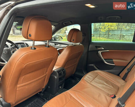 Коричневий Опель Інсігнія, об'ємом двигуна 1.96 л та пробігом 220 тис. км за 9800 $, фото 2 на Automoto.ua