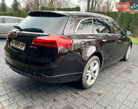 Коричневый Опель Инсигния, объемом двигателя 2 л и пробегом 252 тыс. км за 8900 $, фото 4 на Automoto.ua