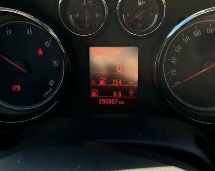 Коричневый Опель Инсигния, объемом двигателя 1.96 л и пробегом 286 тыс. км за 7700 $, фото 10 на Automoto.ua