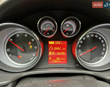 Коричневий Опель Інсігнія, об'ємом двигуна 1.96 л та пробігом 220 тис. км за 9800 $, фото 11 на Automoto.ua