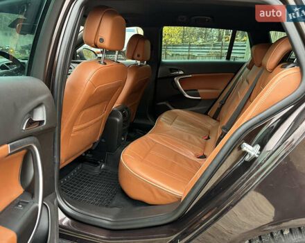 Коричневий Опель Інсігнія, об'ємом двигуна 1.96 л та пробігом 220 тис. км за 9800 $, фото 9 на Automoto.ua