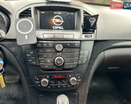 Коричневий Опель Інсігнія, об'ємом двигуна 2 л та пробігом 252 тис. км за 8900 $, фото 19 на Automoto.ua
