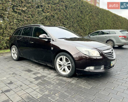 Коричневый Опель Инсигния, объемом двигателя 2 л и пробегом 252 тыс. км за 8900 $, фото 2 на Automoto.ua