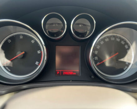 Коричневый Опель Инсигния, объемом двигателя 2 л и пробегом 246 тыс. км за 9600 $, фото 14 на Automoto.ua