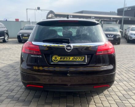 Коричневый Опель Инсигния, объемом двигателя 2 л и пробегом 246 тыс. км за 9600 $, фото 5 на Automoto.ua