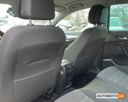 Коричневий Опель Інсігнія, об'ємом двигуна 2 л та пробігом 235 тис. км за 9800 $, фото 10 на Automoto.ua