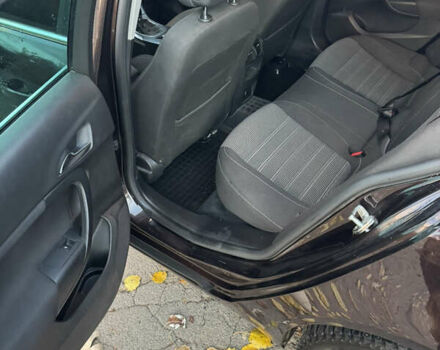 Коричневый Опель Инсигния, объемом двигателя 1.96 л и пробегом 218 тыс. км за 10700 $, фото 8 на Automoto.ua